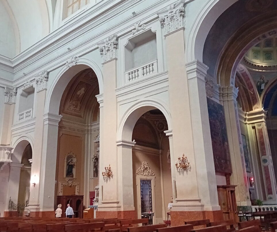 Basilica San Cassiano景点图片