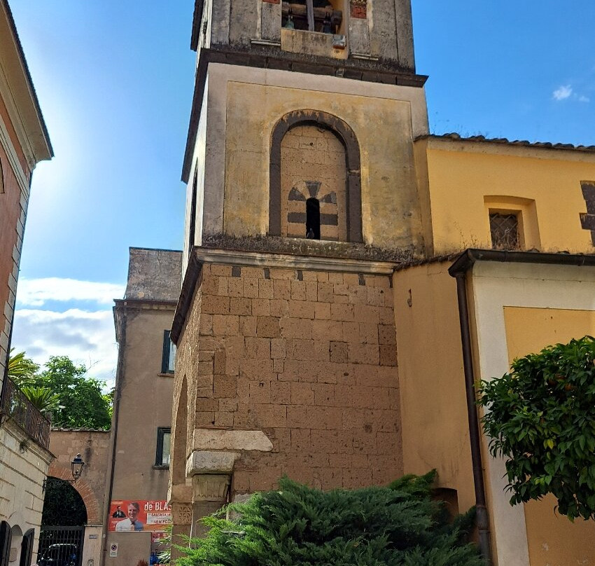 Chiesa di San Francesco-Sant'Agata de' Goti必去景点