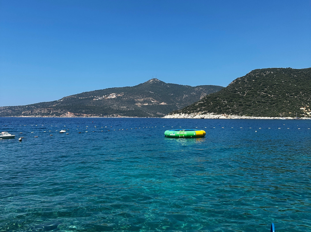 Kalamar Beach Club景点图片
