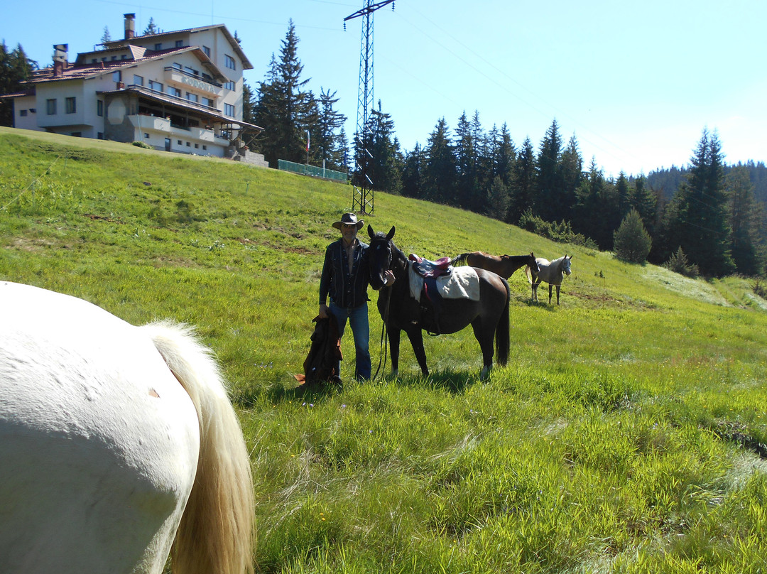 Horse riding Asparuh-Hvoyna必去景点