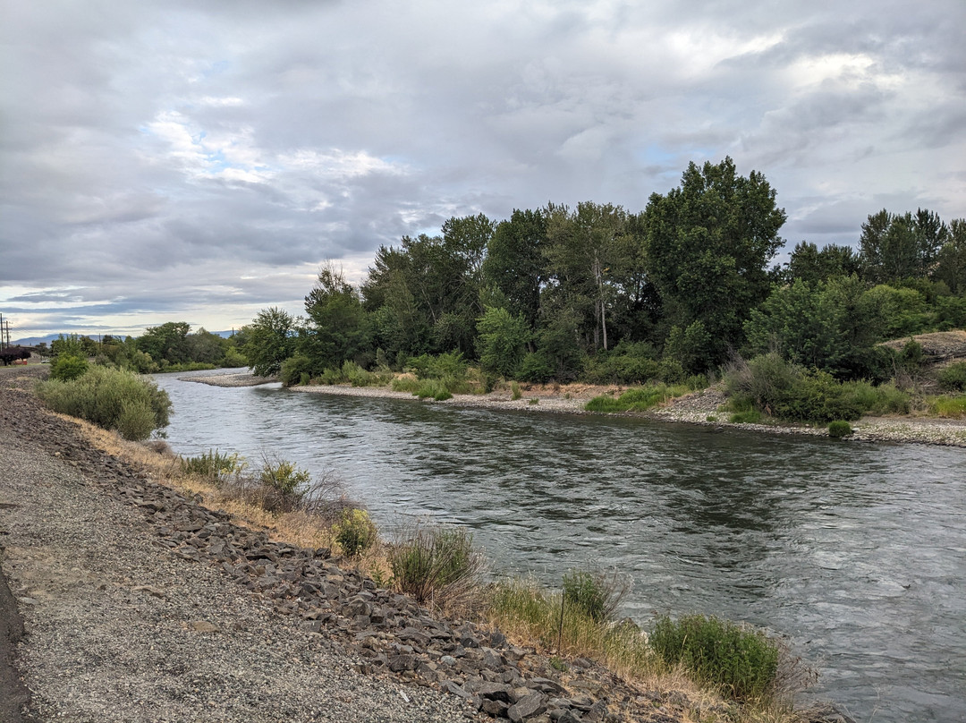 Oxford Suites Yakima主图