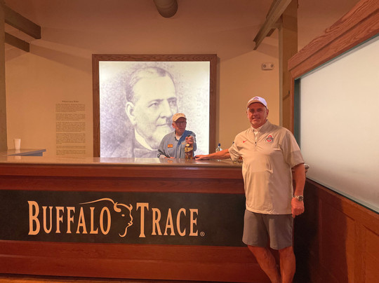 The Bourbon Express - "The Neat Tour Experience"-列克星敦必去景点