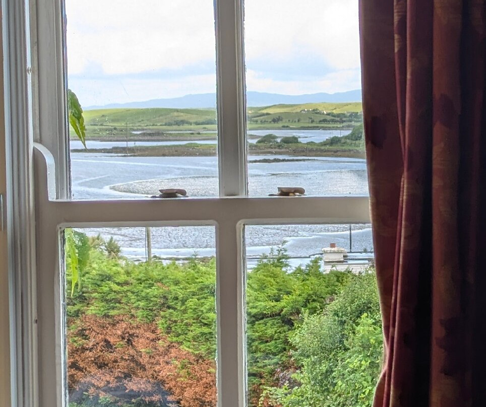 亚德摩尔田园酒店主图