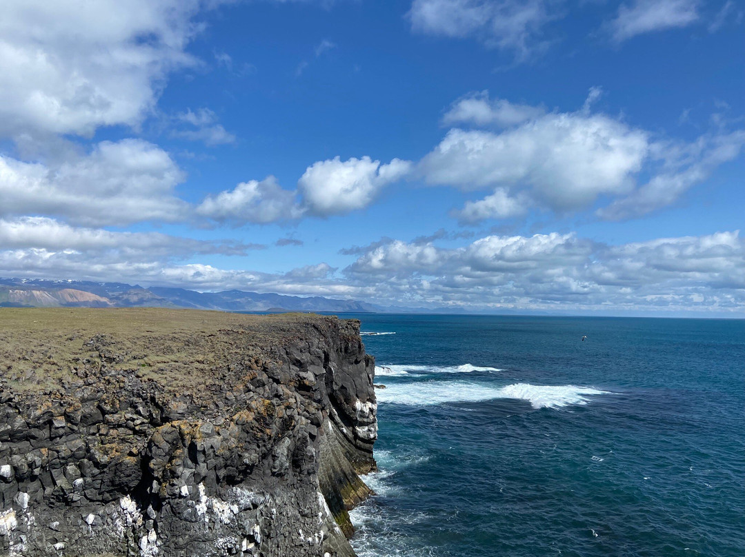 Snaefellsnes Excursions-格伦达菲厄泽必去景点