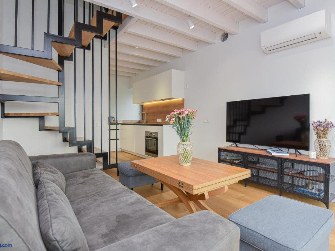 Svenceles Sala
