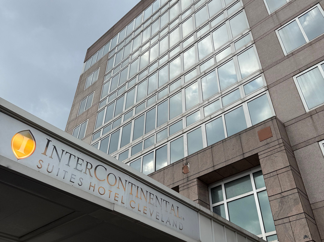 克里夫兰洲际套房酒店主图