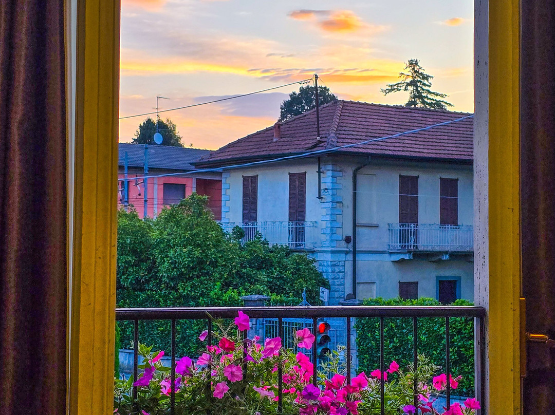 新皮欧内酒店主图