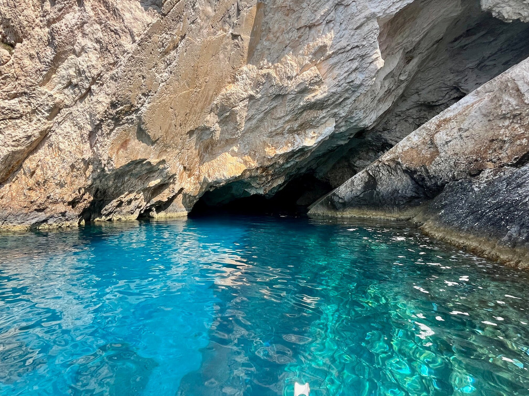 Porto Vromi Maries Cruises & Fun-Porto Vromi必去景点