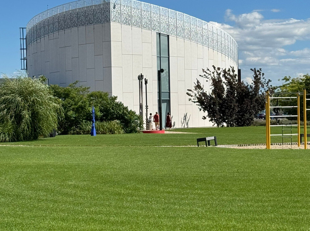 Danubiana Meulensteen Art Museum-布拉迪斯拉发必去景点