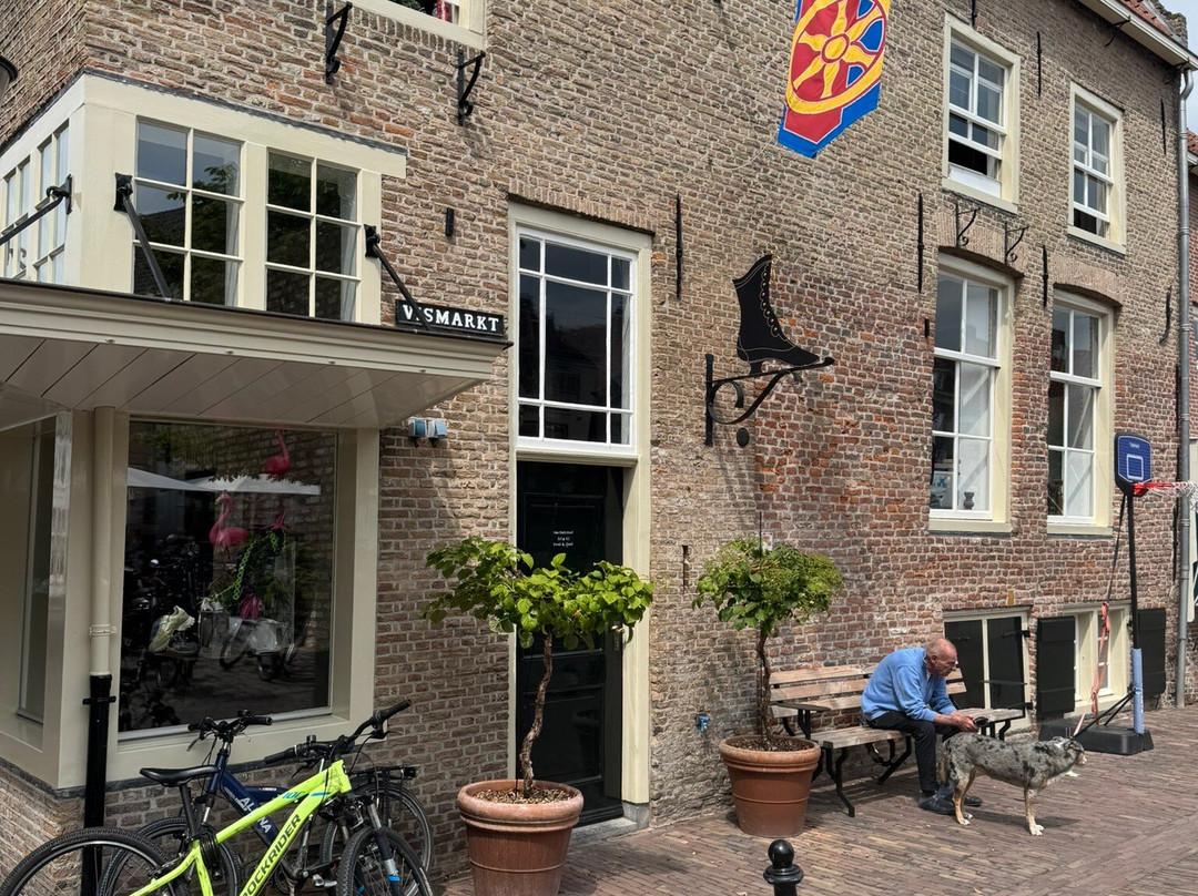 Smits Schoenen-Heusden必去景点