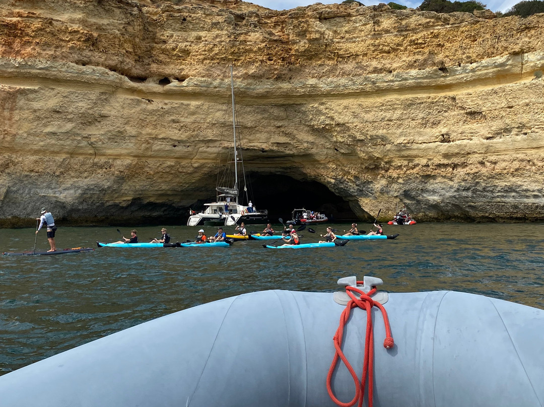 Allboat-阿尔布赞拉必去景点