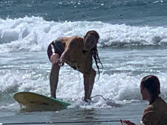 Kiwi Surf-比斯卡罗斯必去景点