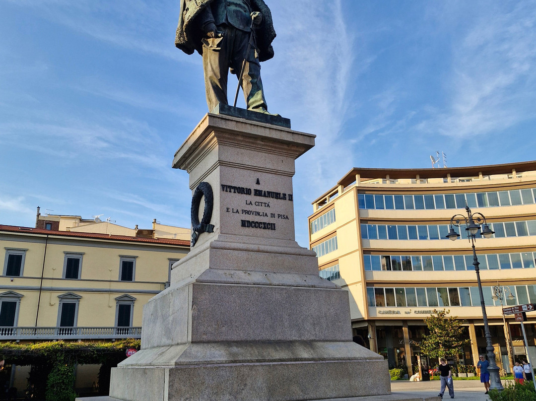 Statua di Vittorio Emanuele II-比萨必去景点