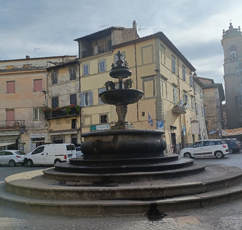 Fontana degli Unicorni-Ronciglione必去景点