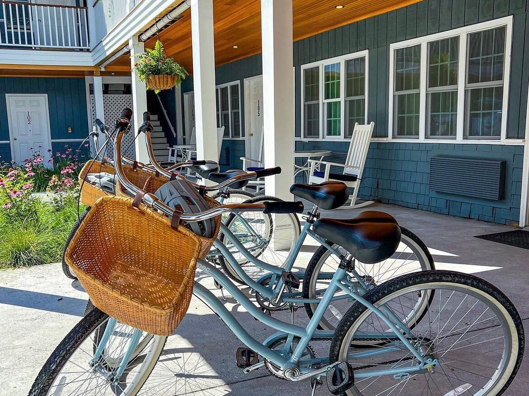 The Shire Woodstock主图