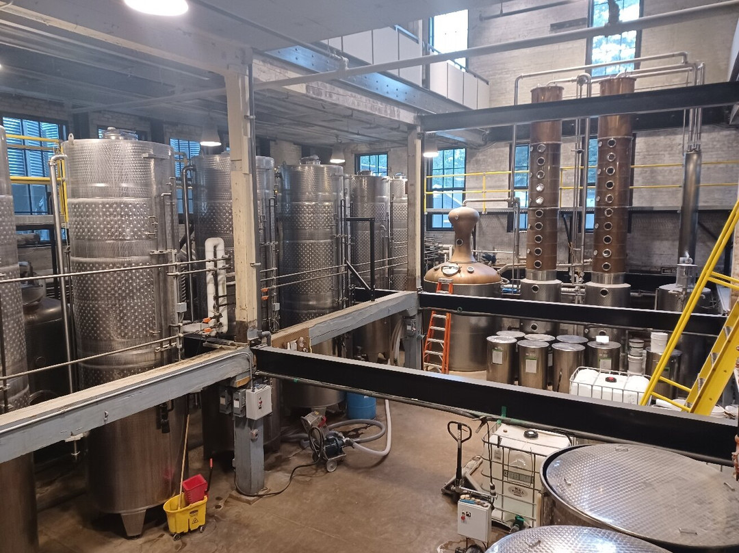 Journeyman Distillery - Three Oaks-Three Oaks必去景点