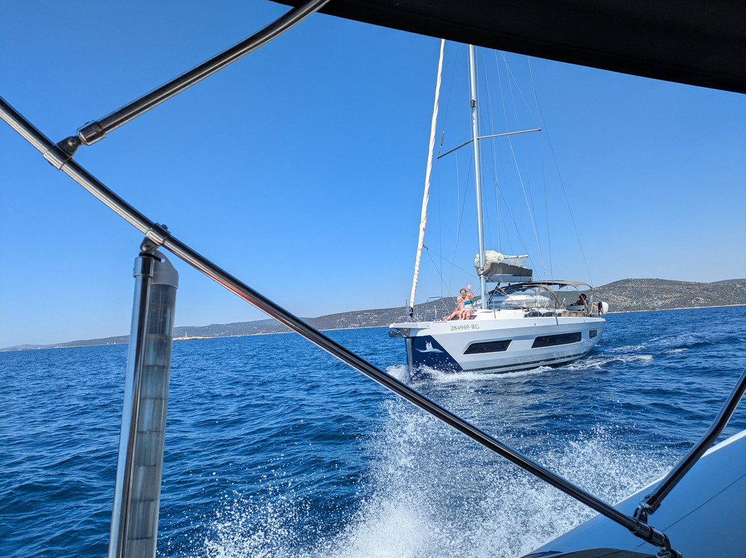 Morning Sea-特罗吉尔必去景点