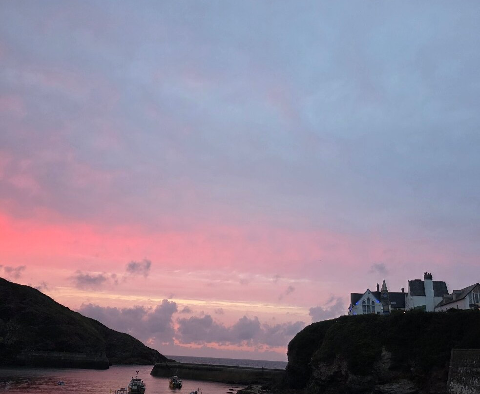 Avida Taxis-Camelford必去景点