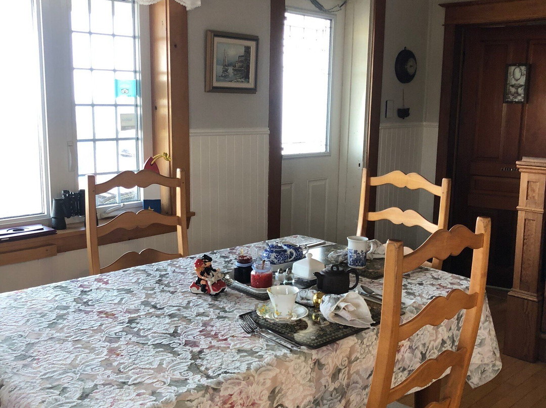 The Yellow Sidecar B & B主图