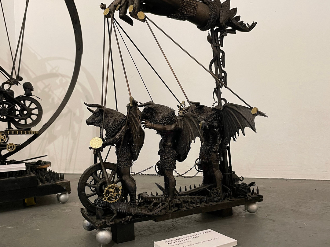 Palais Des Vaches-Exbury必去景点