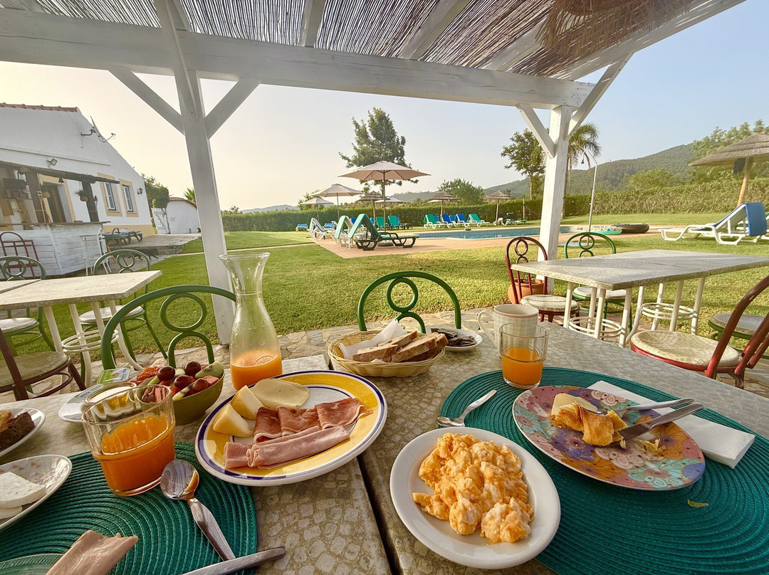 Nave Redonda Do Cerro主图