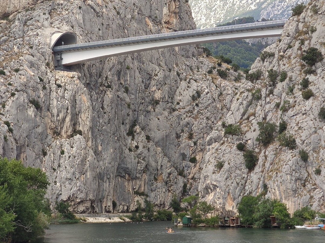 Cetina River-奥米斯必去景点