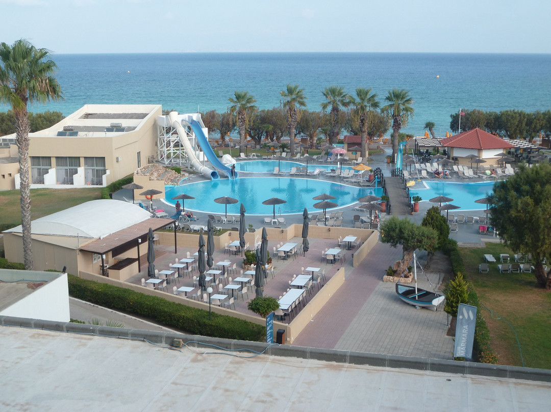 多雷塔海滩酒店主图