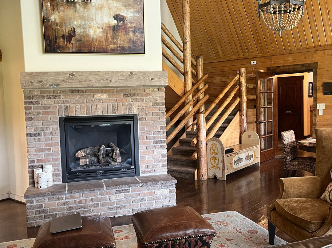 Fin and Feather Inn主图