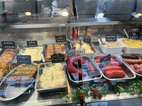 民族市集-巴黎必去景点