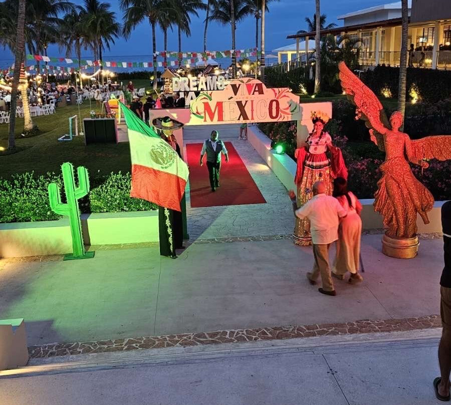 诺玉海滨坎昆度假村主图