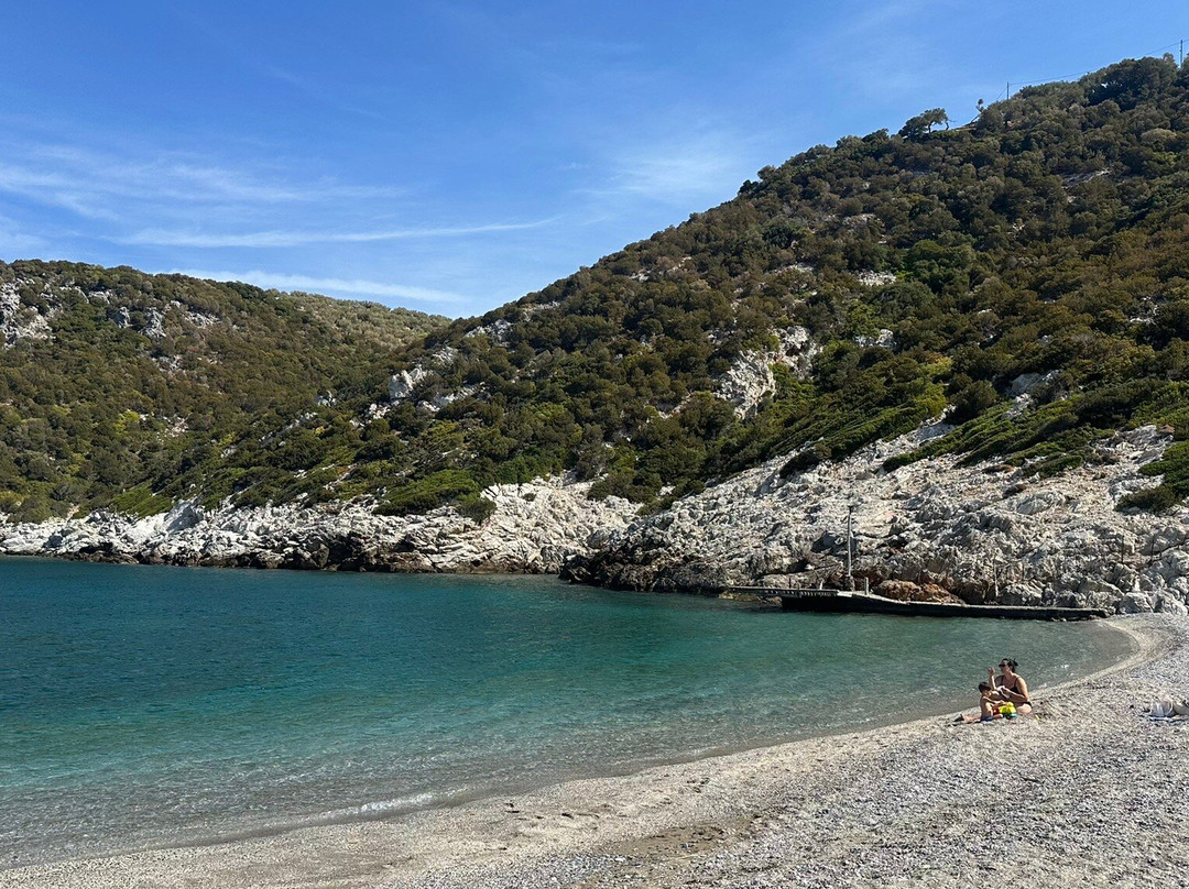 Glisteri Beach-斯科派洛斯必去景点