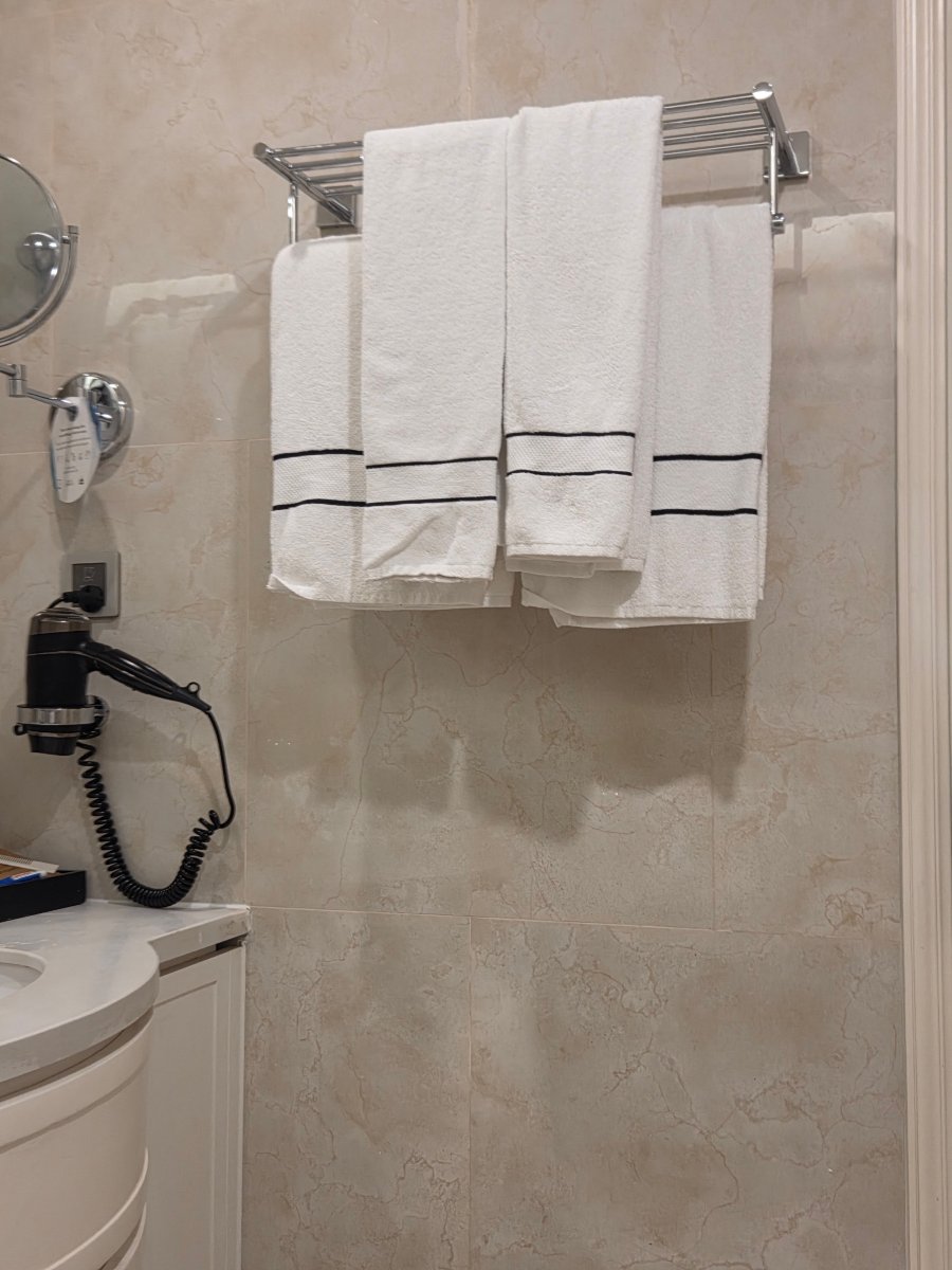 Melia Vinpearl Danang Riverfront-浴室