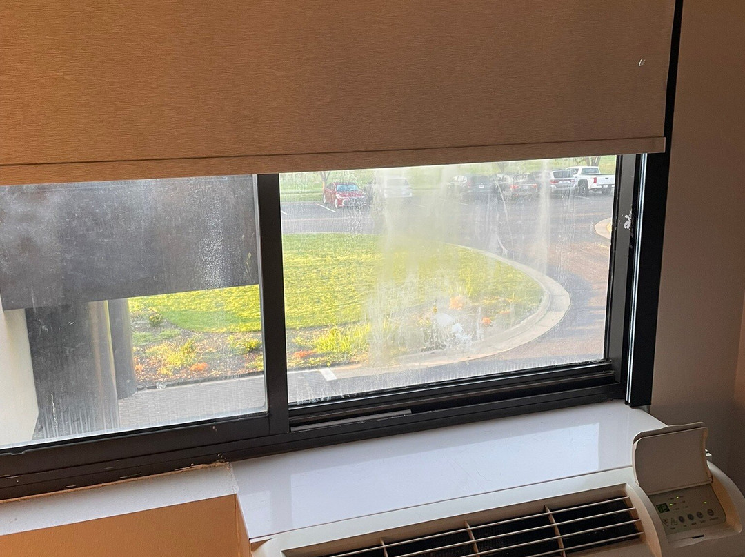 Hyatt Place Topeka主图