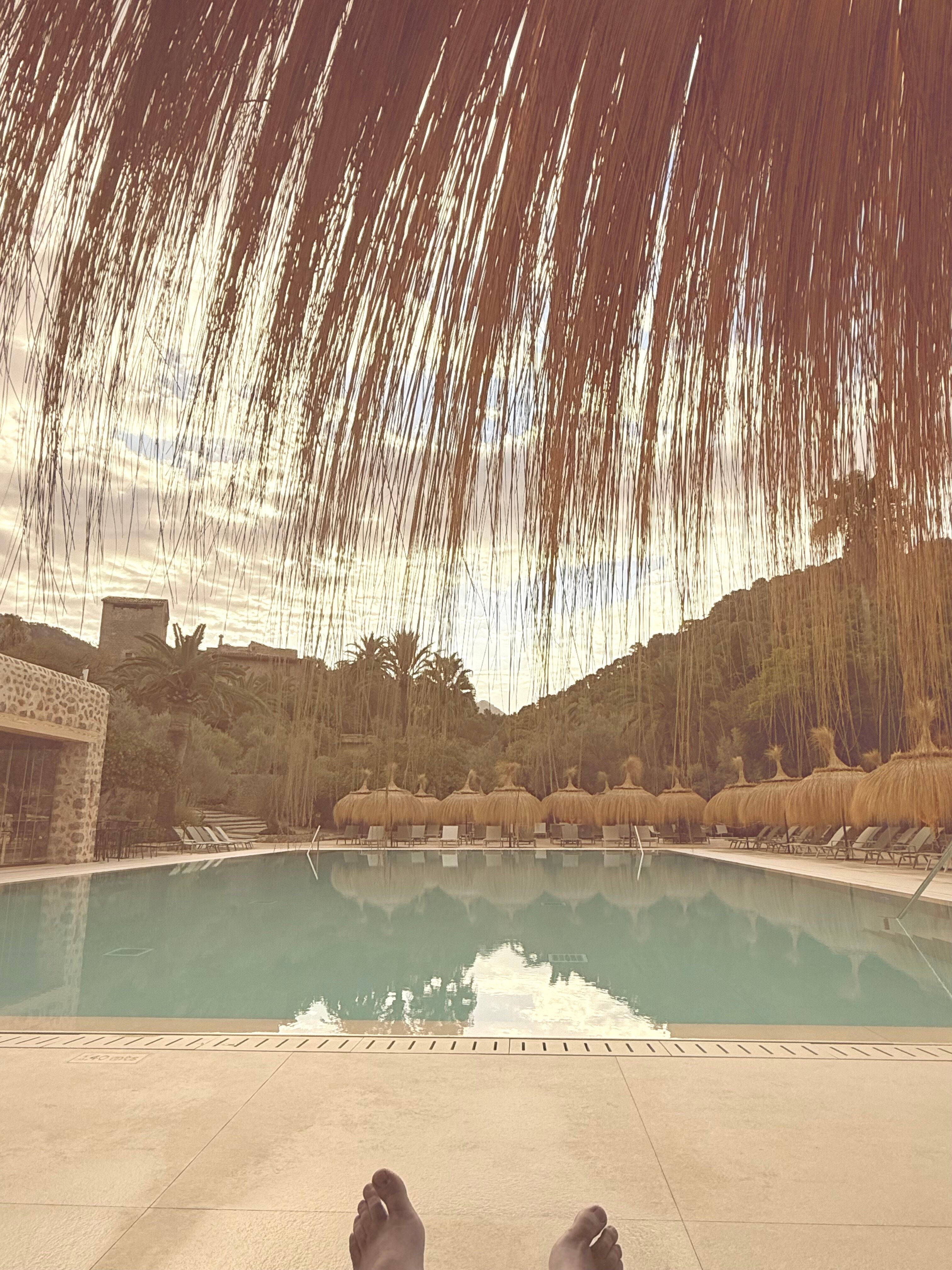 Hotel Es Port-泳池