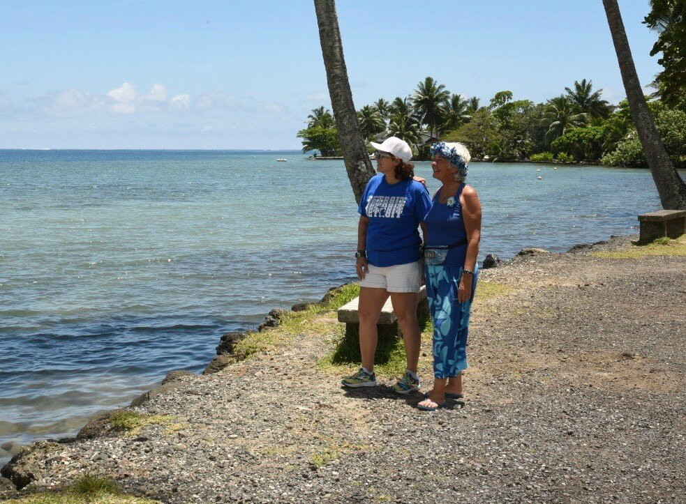 Moorea - Lady in blue-马哈雷帕必去景点