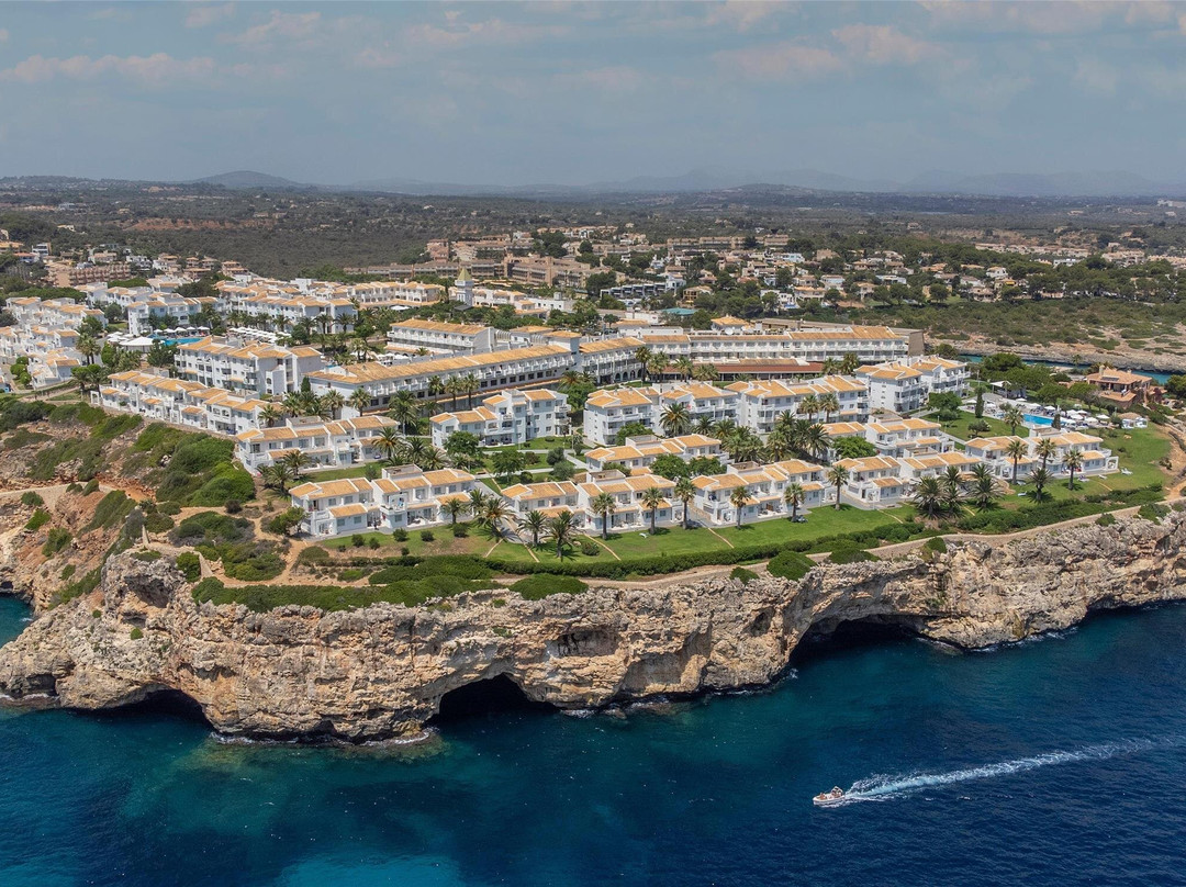 Cala Anguila酒店住宿-Blau Punta Reina