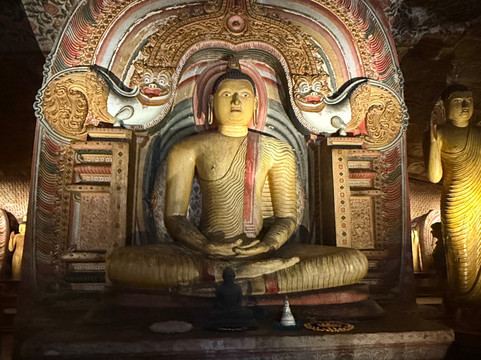 Jagath Tours - Day Tour-康提必去景点