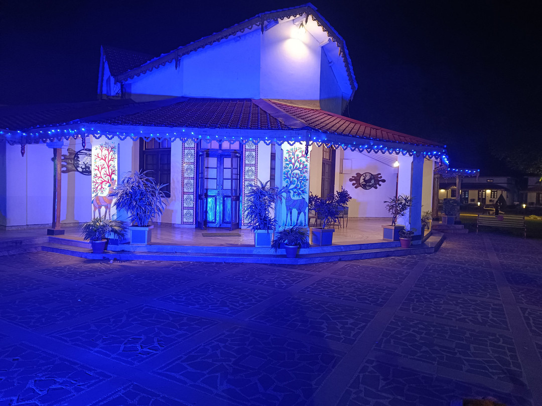 MPT Amaltas, Pachmarhi主图