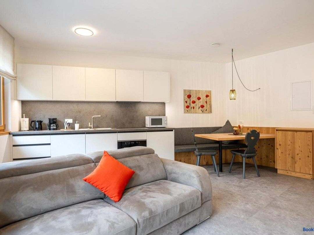 Apartments No 10