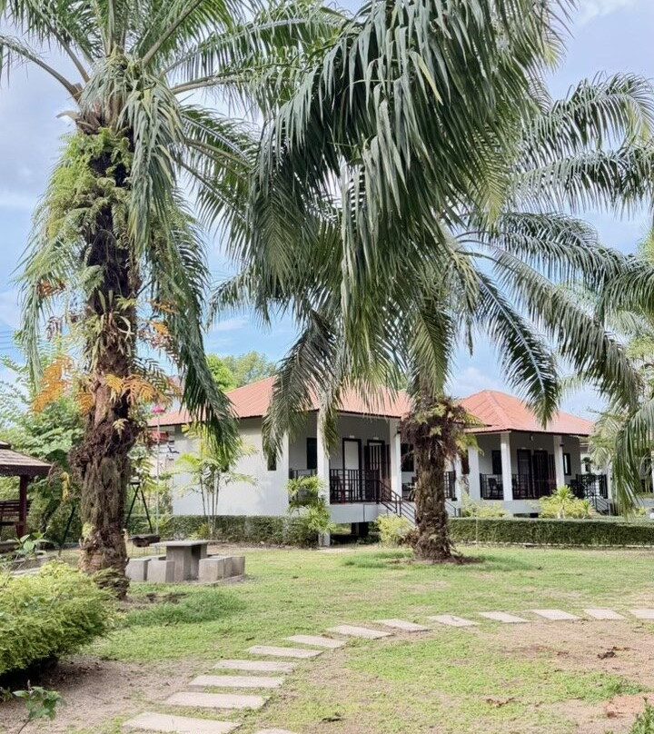 Palm Scenery Resort