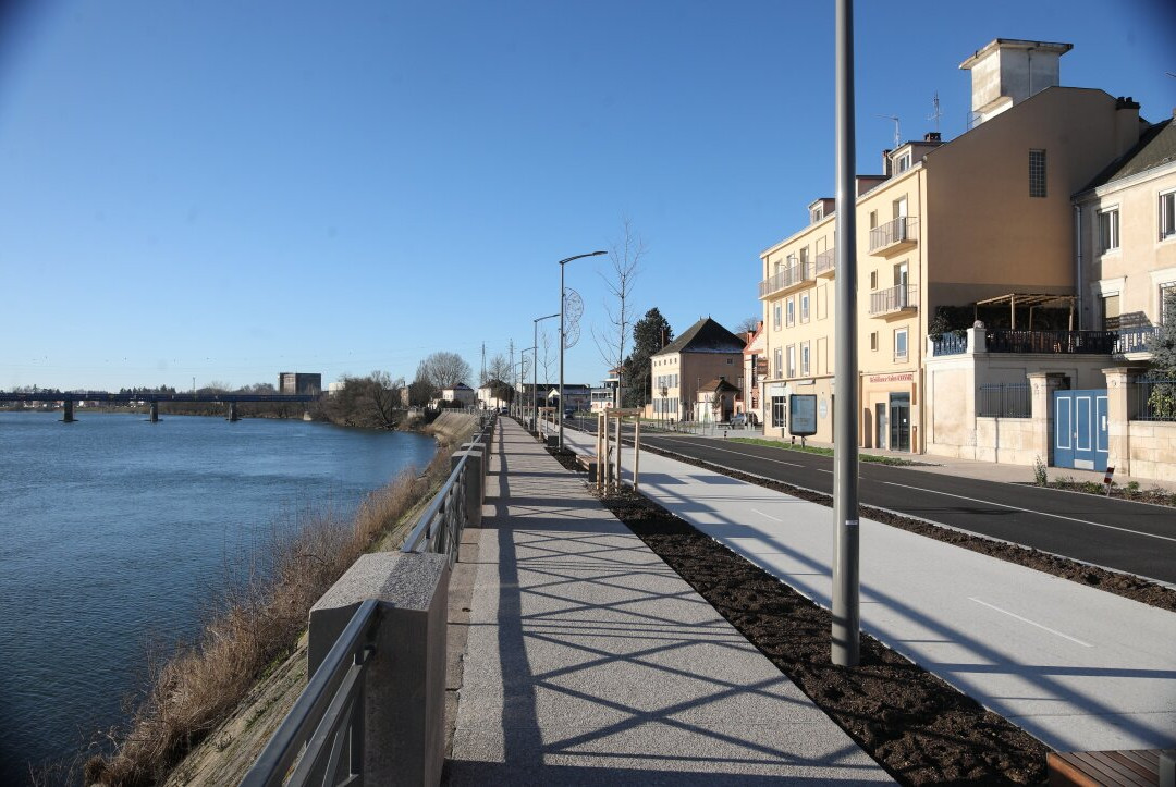 Quai Saint-Cosme-索恩河畔沙隆必去景点