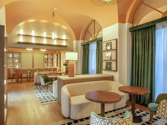 拉罗赛塔酒店主图