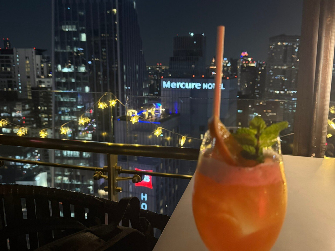 Vanilla Sky Rooftop Bar-曼谷必去景点