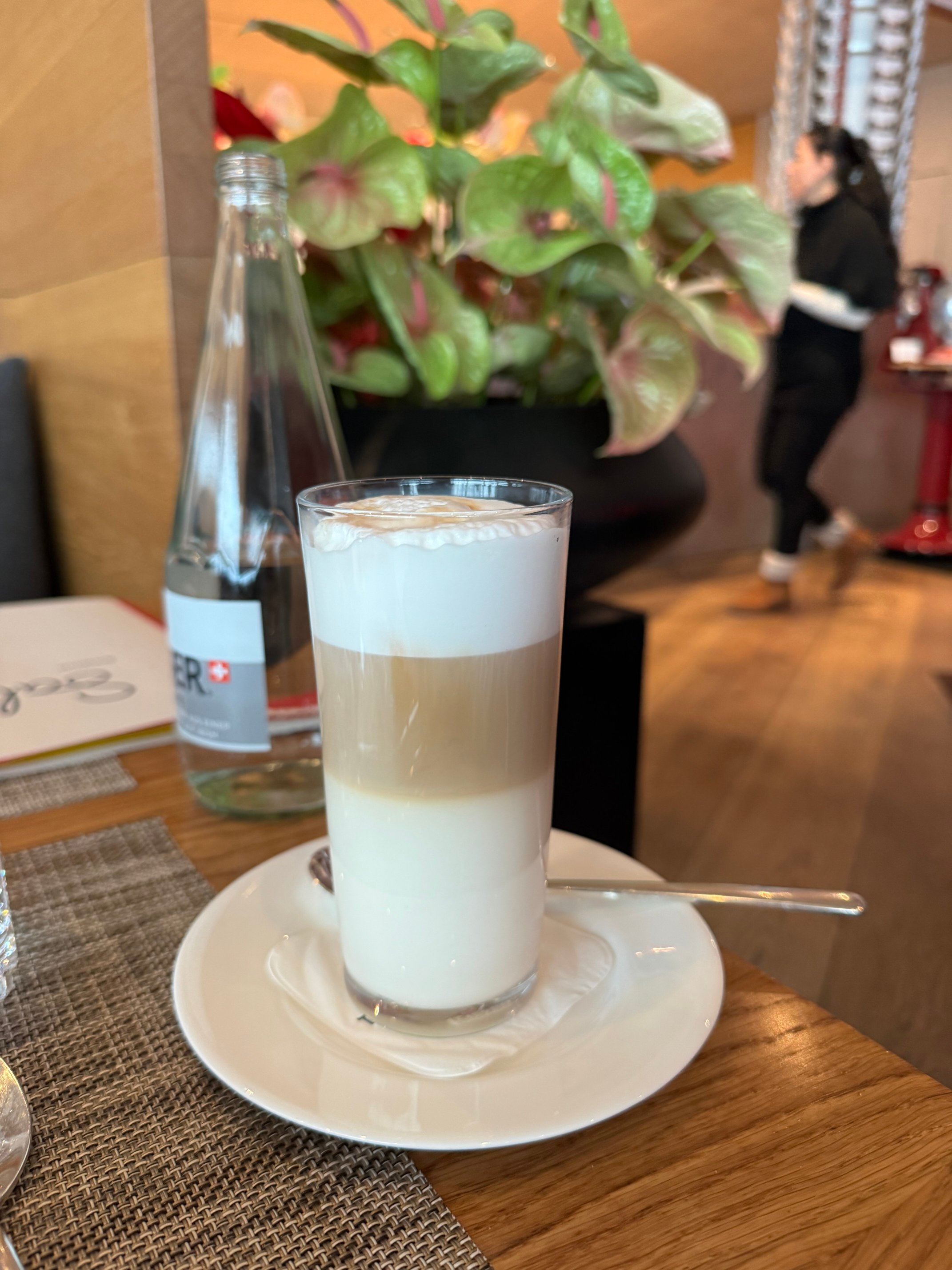 多尔德大酒店-官方