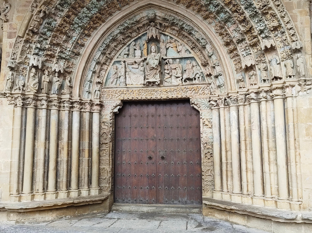 Reyna de Copas Vinoteca-Olite必去景点