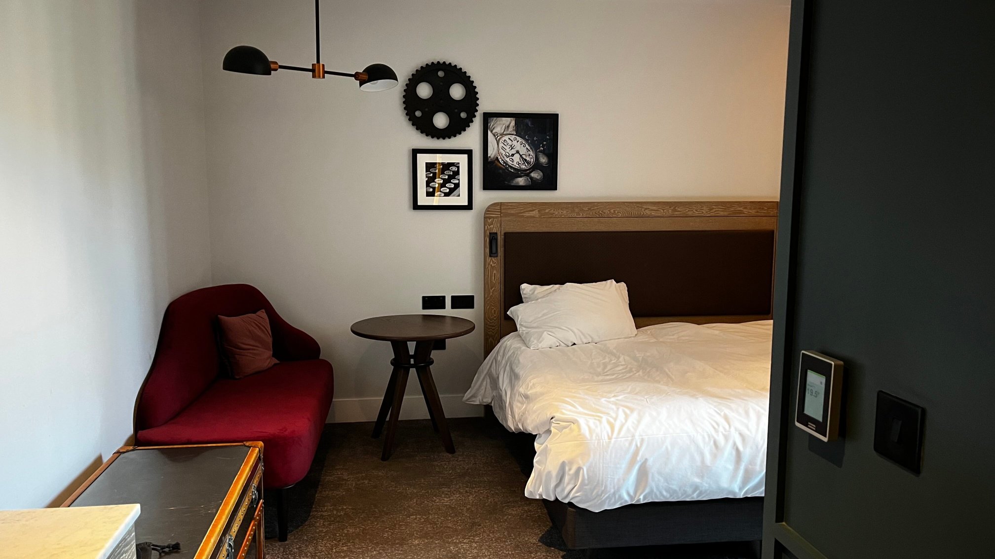 The Gantry London, Curio Collection by Hilton-客卧