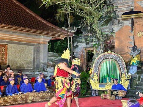 Dance Performance At Ubud Palace-乌布必去景点