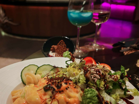 SPA别墅美容与健康度假村主图