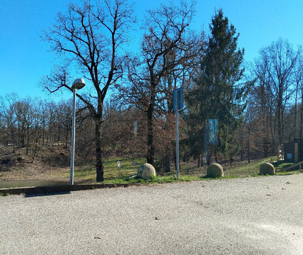 Lago della Spina-Pralormo必去景点