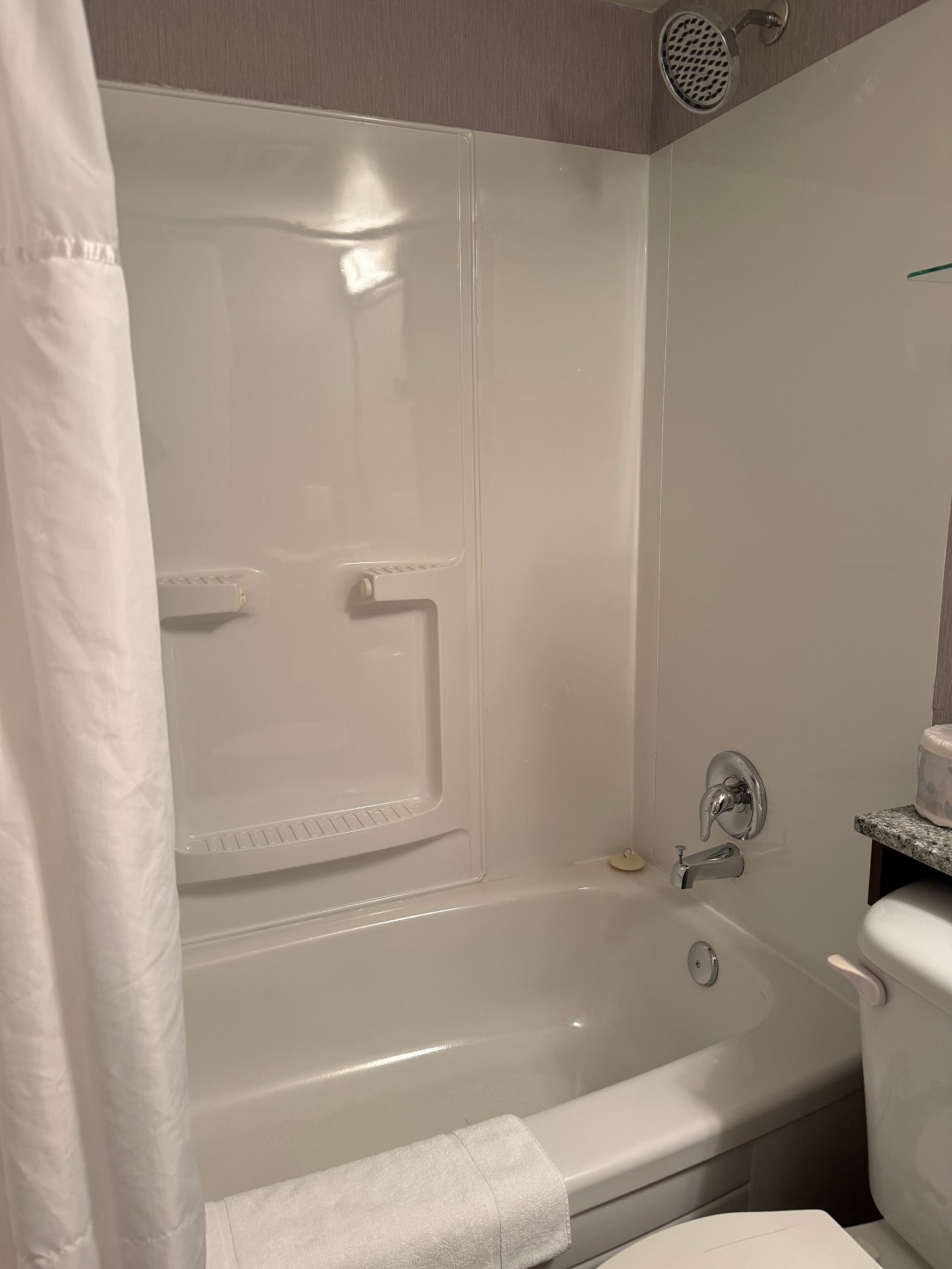 罗德蒙克顿酒店-官方